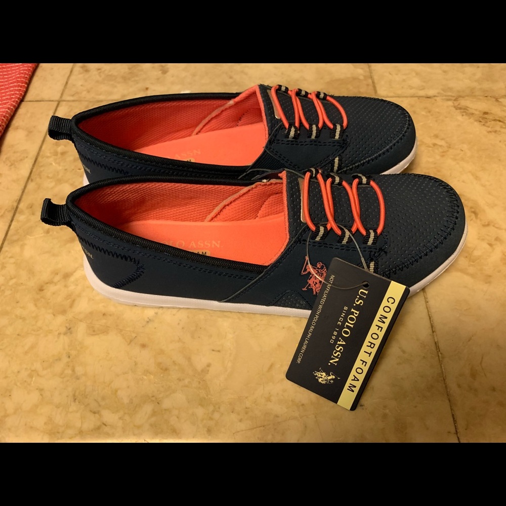 US Polo Assn Women Sally Flat Navy Peach 7.5M